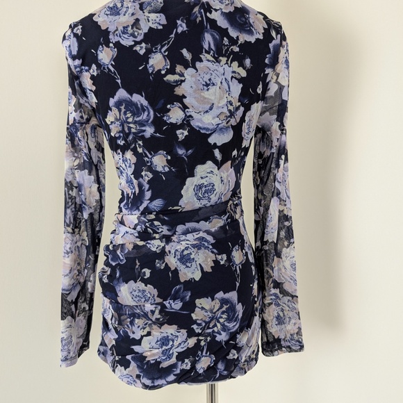 INC Long Sleeve Navy Top V-Neck Plunge Neckline Floral Mesh Lined Fitted - Picture 4 of 10